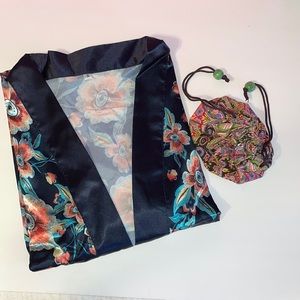 Sunnyhu Women's Floral Satin Kimono Robe(Small)& drawstring travel jewelry pouch